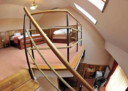 Trojka Hotel Es Panzio Szolnok Pokoj fotografie